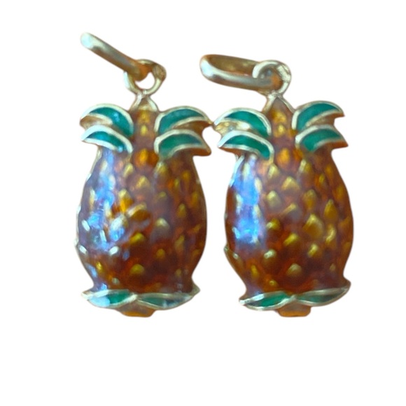 18K Pineapple enamel bracelet Charm 2pcs - Picture 2 of 11
